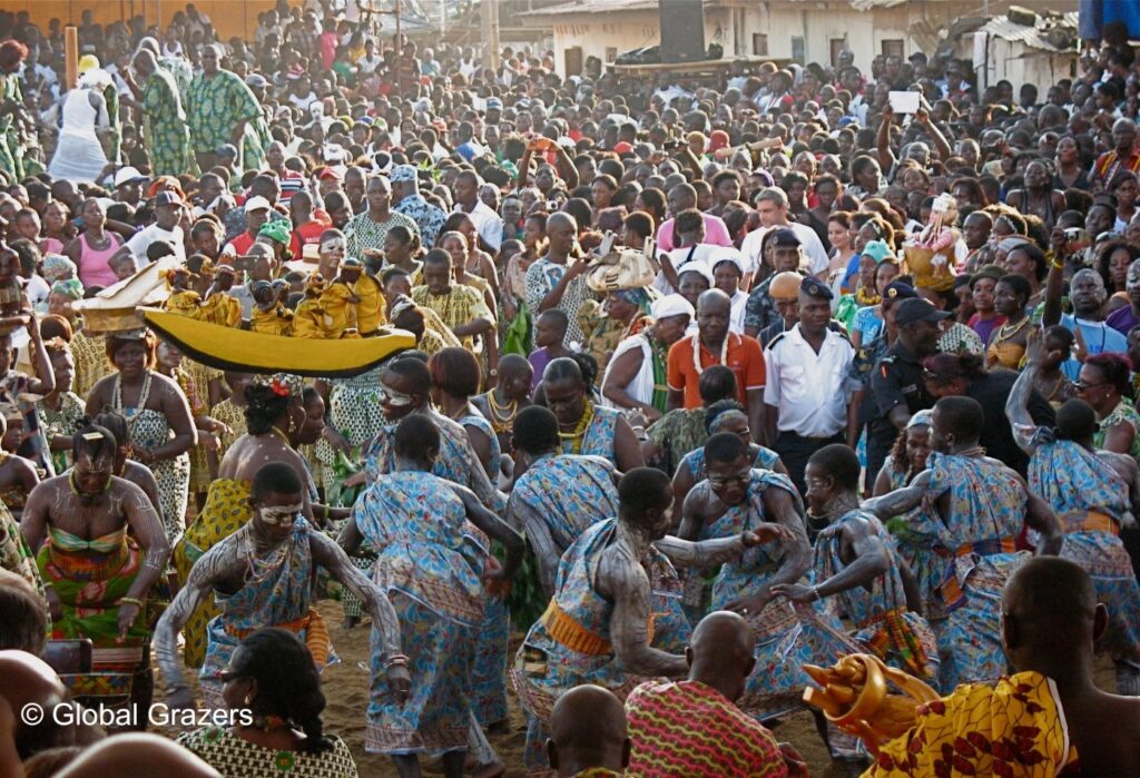 abissa cote d'voireAbissa is a traditional festival that marks the beginning of the new year for the N'zima people. It is celebrated annually in the last week of October or early November and is a time of forgiveness, rebirth, and celebration of the past year.