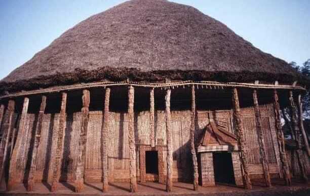 Exploring Bamileke Architecture: The Timeless Craftsmanship of Cameroon