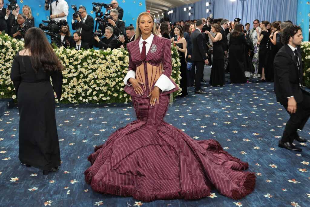 savanah james met gala