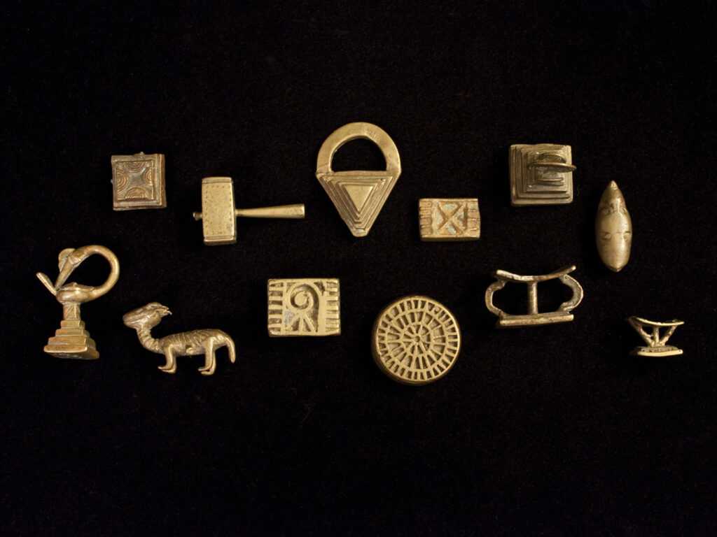 ashanti gold weights credits zenakruzik